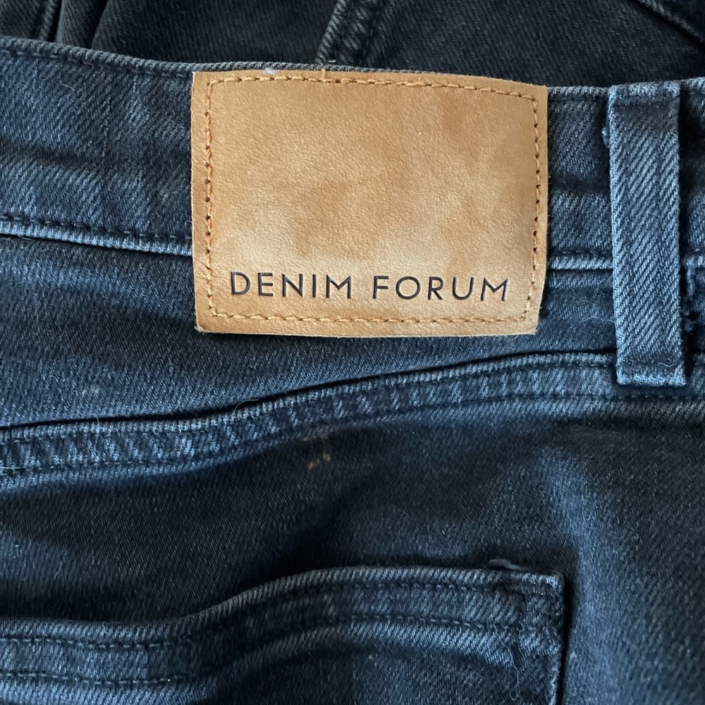 Denim Forum Yoko High Rise Slim Jeans in Black Size 28